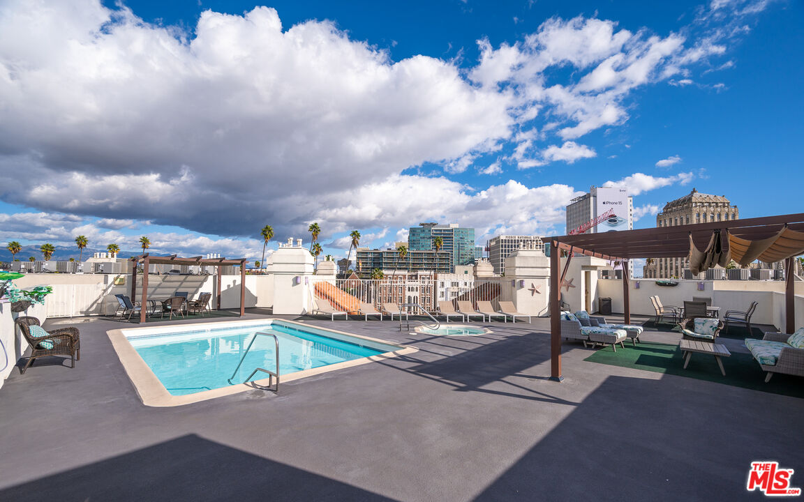 620 S Gramercy Pl Unit: 431