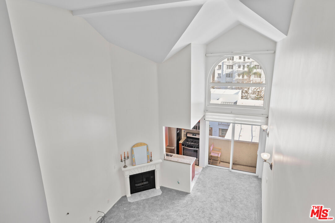 620 S Gramercy Pl Unit: 431