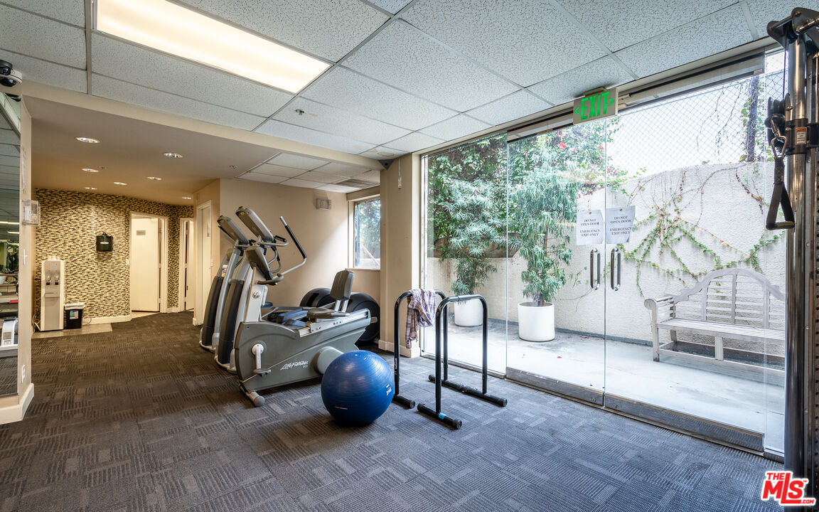 620 S Gramercy Pl Unit: 431