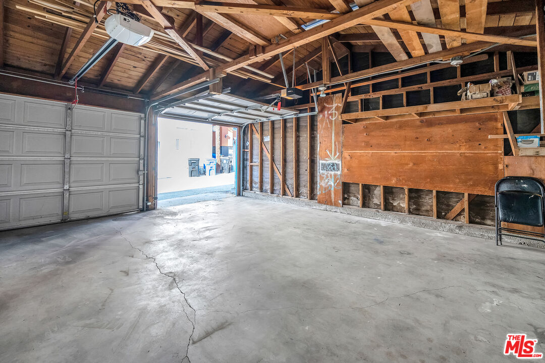 37 Breeze Ave