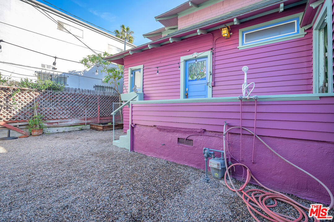 37 Breeze Ave