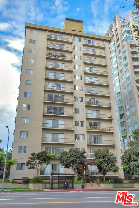 10747 WILSHIRE BLVD Unit: 501