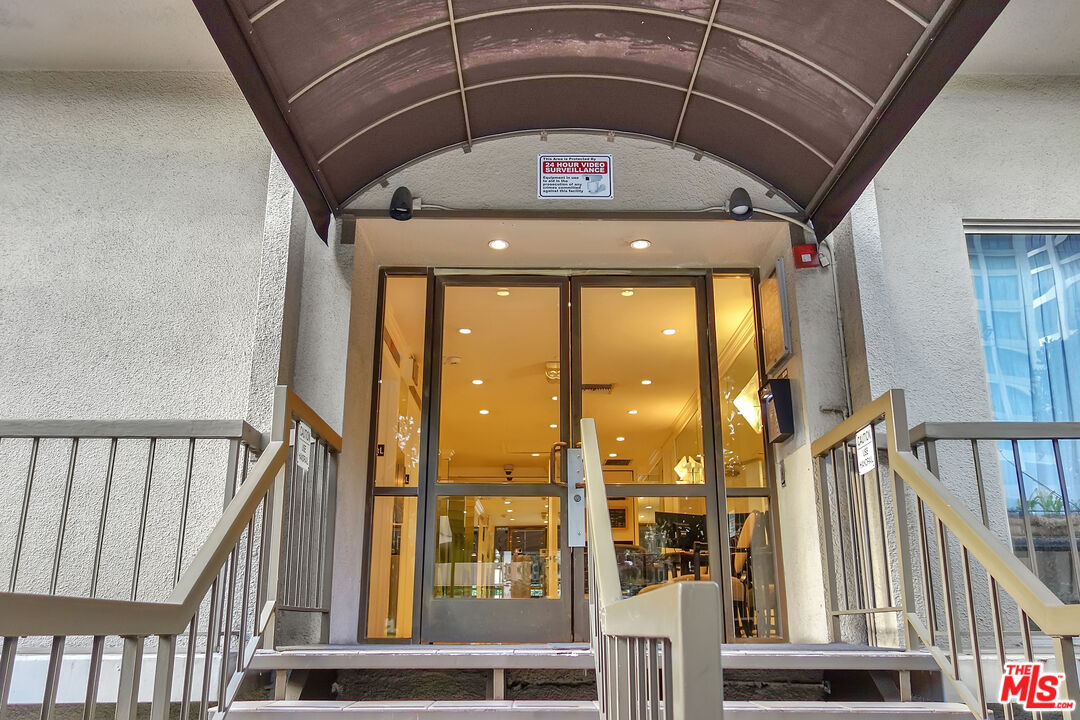 10747 WILSHIRE BLVD Unit: 501