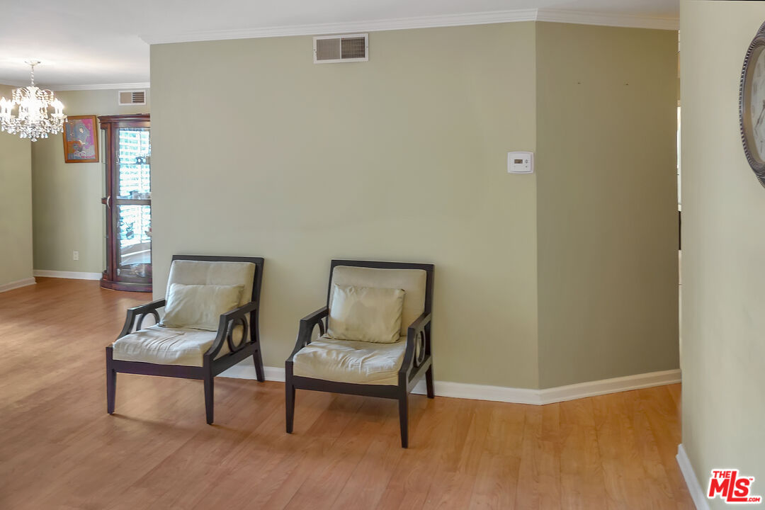 10747 WILSHIRE BLVD Unit: 501