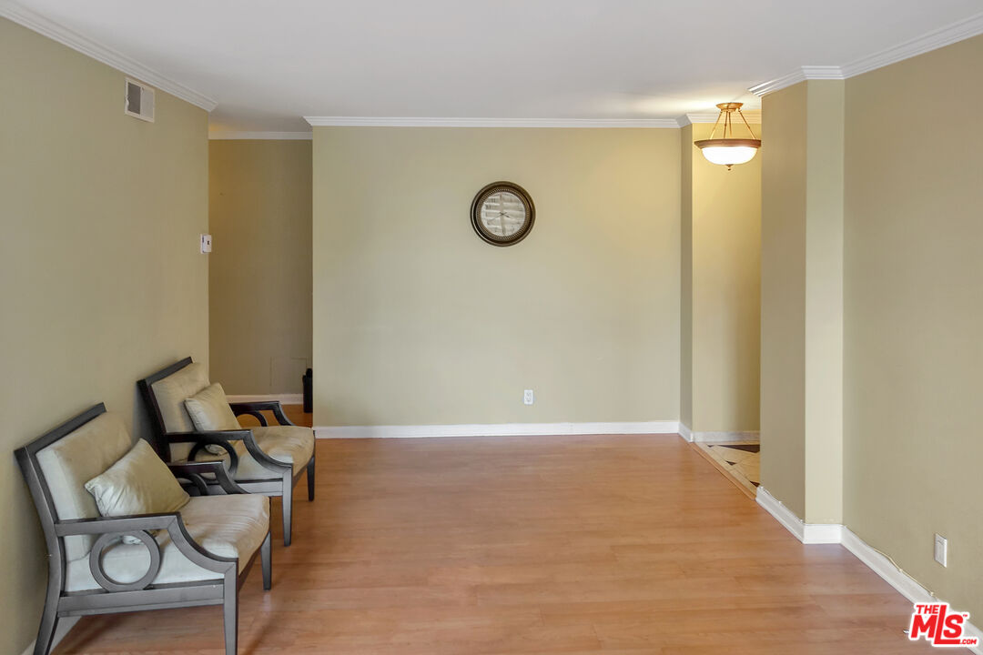 10747 WILSHIRE BLVD Unit: 501