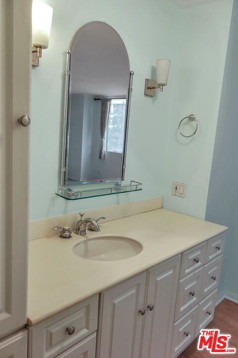 10747 WILSHIRE BLVD Unit: 501