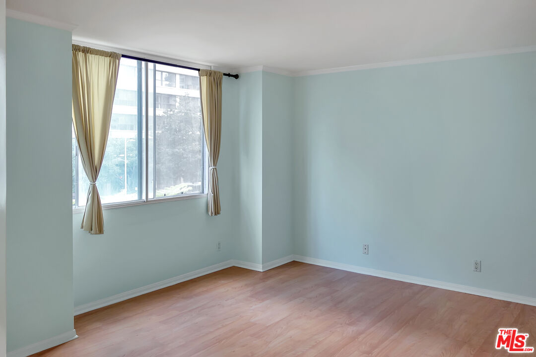 10747 WILSHIRE BLVD Unit: 501