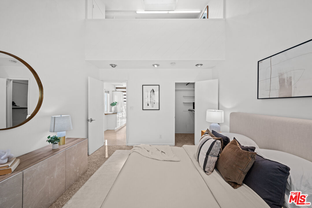 615 Esplanade Unit: 401