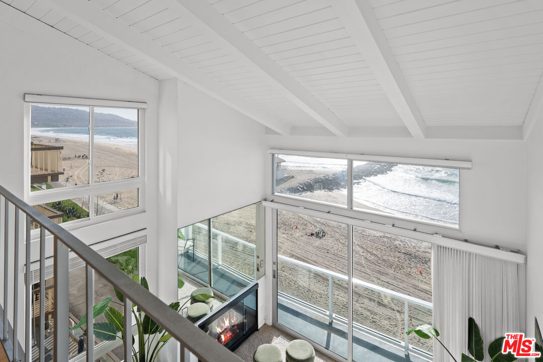 615 Esplanade Unit: 401