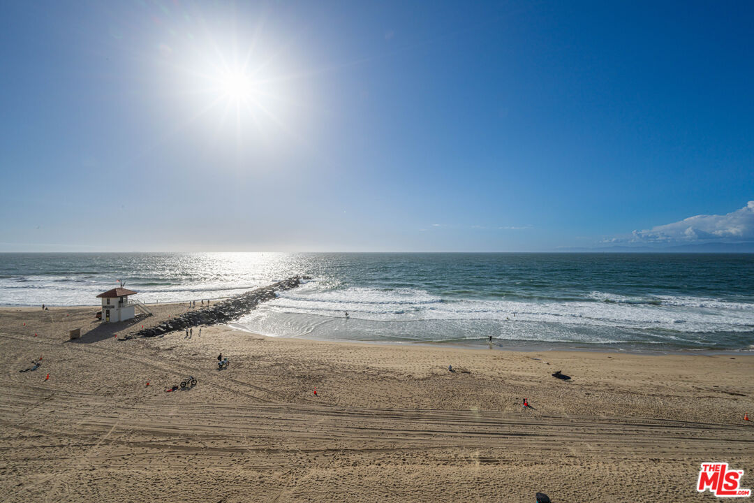 615 Esplanade Unit: 401