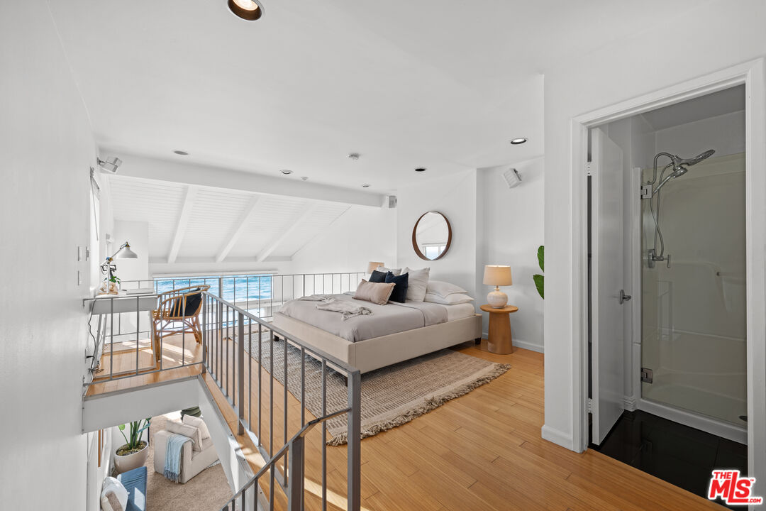 615 Esplanade Unit: 401