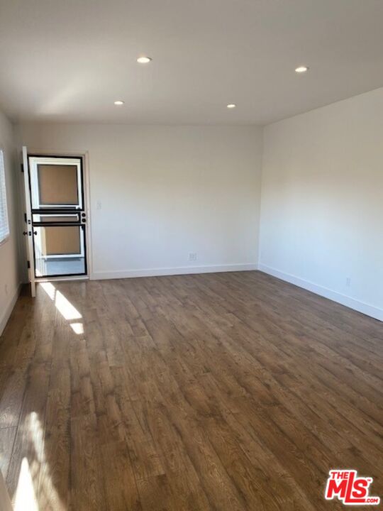 3332 Helms Ave Unit: 4