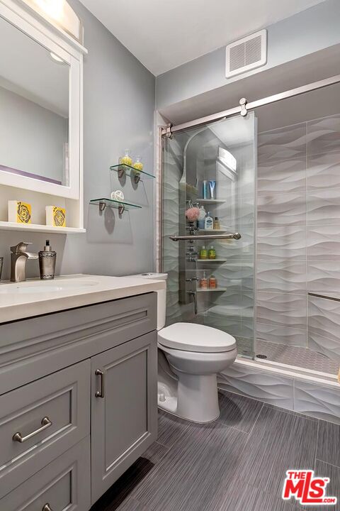 6415 Green Valley Cir Unit: 313