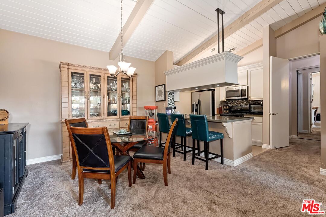 6415 Green Valley Cir Unit: 313