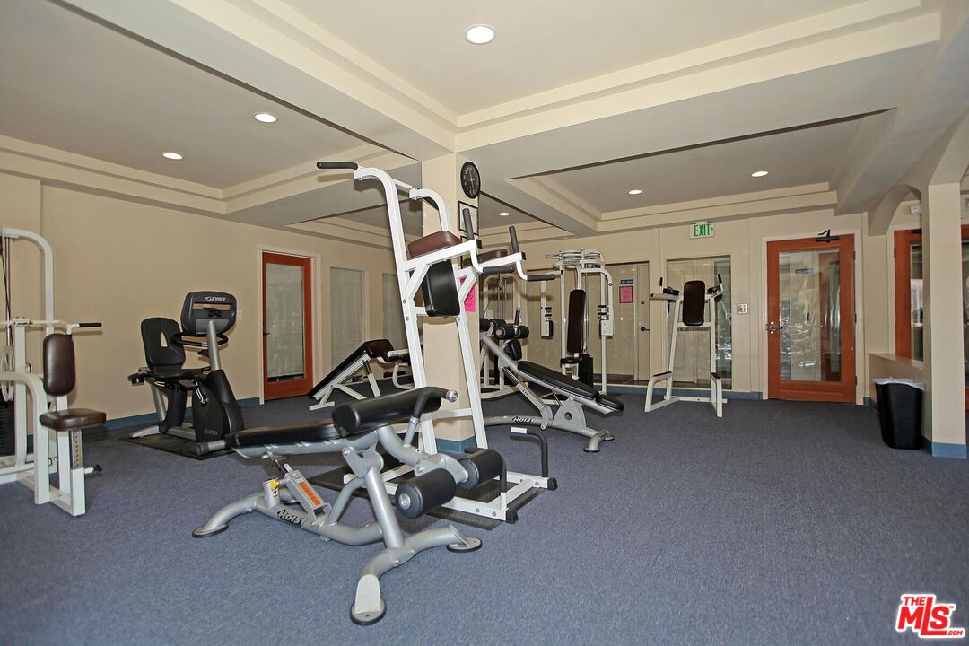 6415 Green Valley Cir Unit: 313