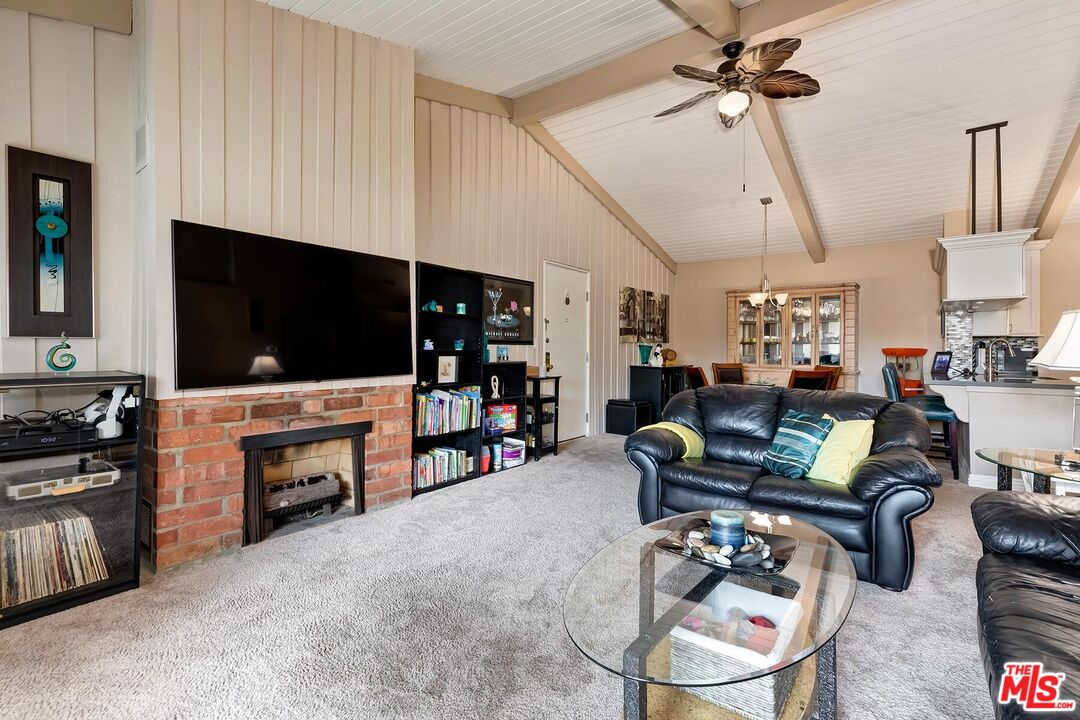 6415 Green Valley Cir Unit: 313