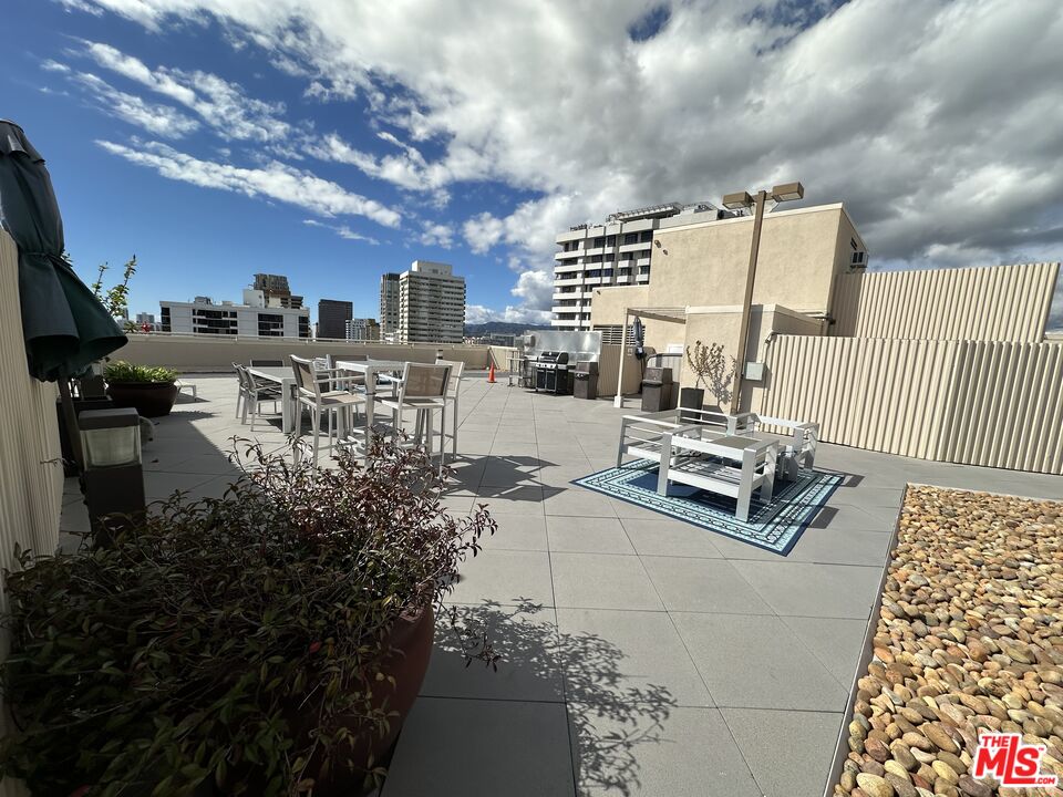 10590 Wilshire Blvd Unit: 802