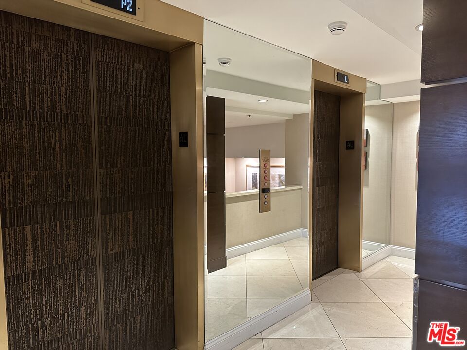 10590 Wilshire Blvd Unit: 802