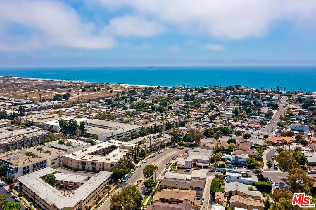 8601 Falmouth Ave Unit: 414