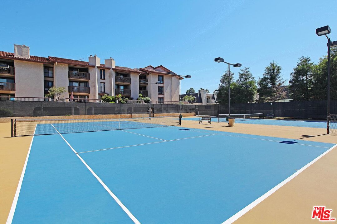 8601 Falmouth Ave Unit: 414