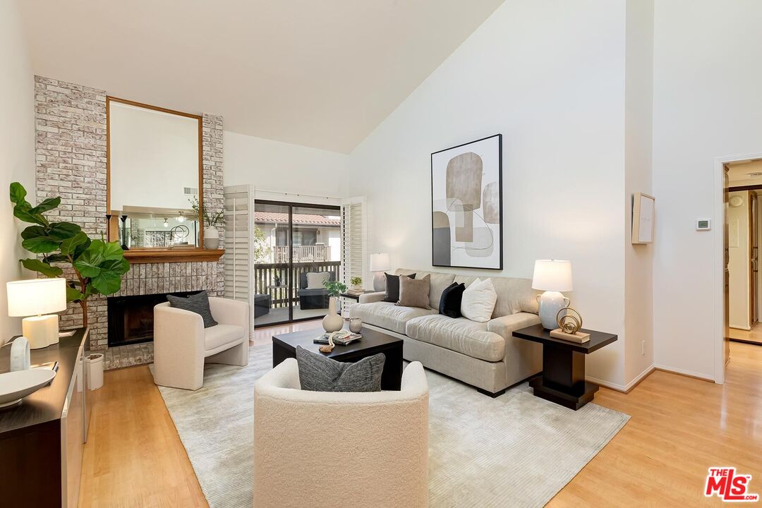 8601 Falmouth Ave Unit: 414