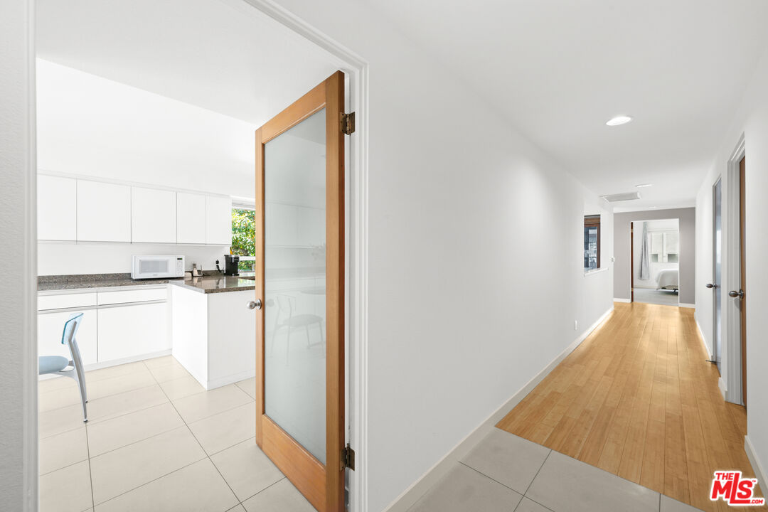 1930 Purdue Ave Unit: 3