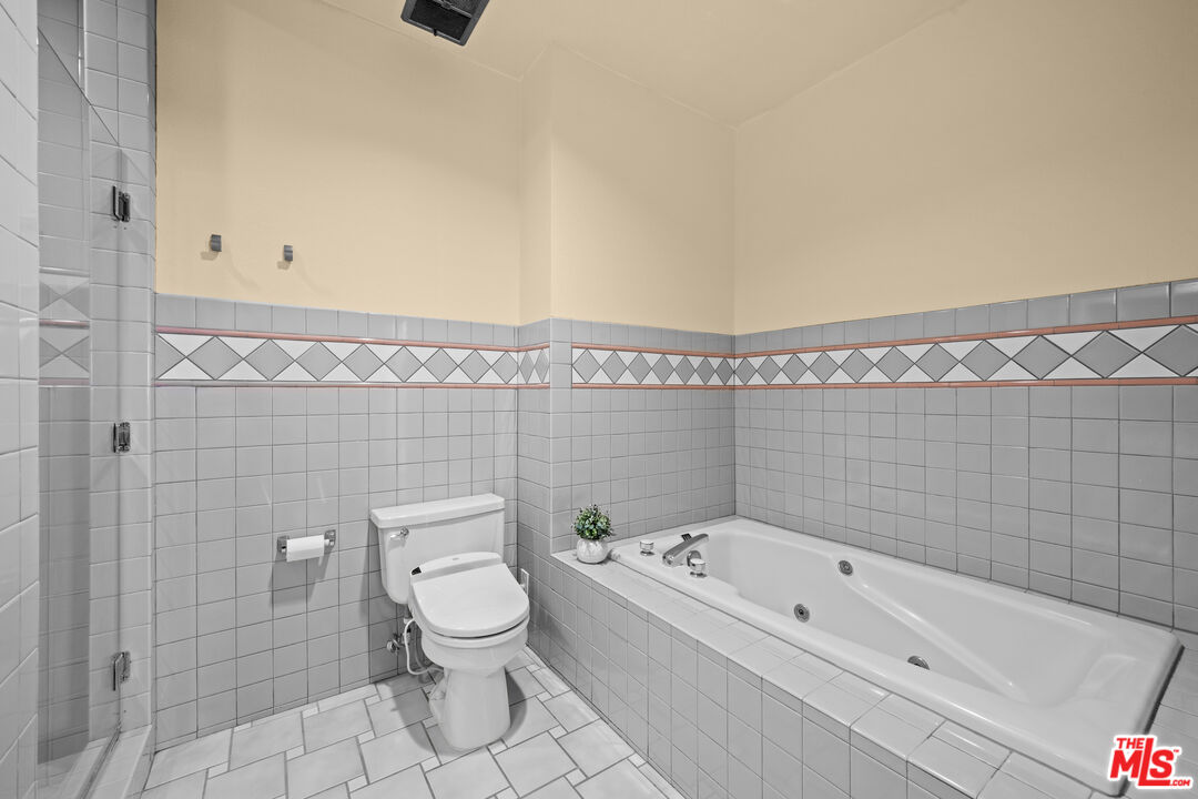 1930 Purdue Ave Unit: 3
