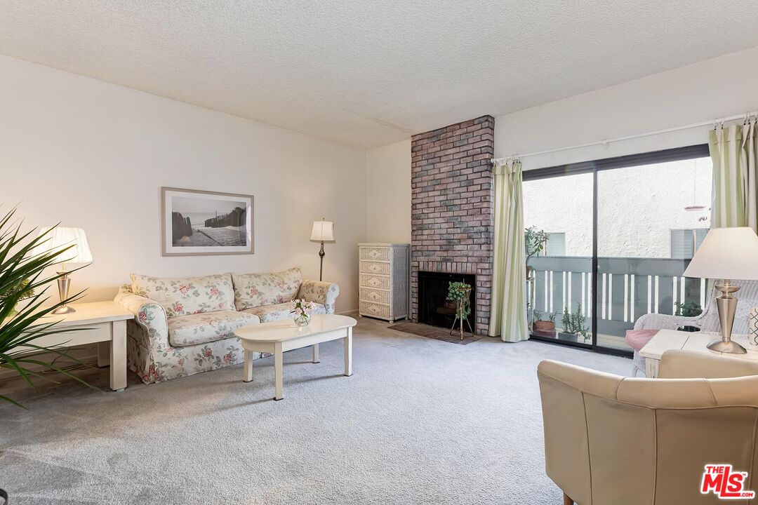 8162 Manitoba St Unit: 104