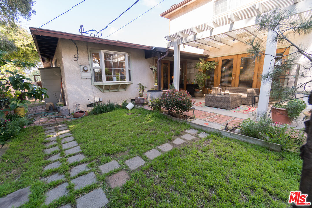 7248 W 88th Pl