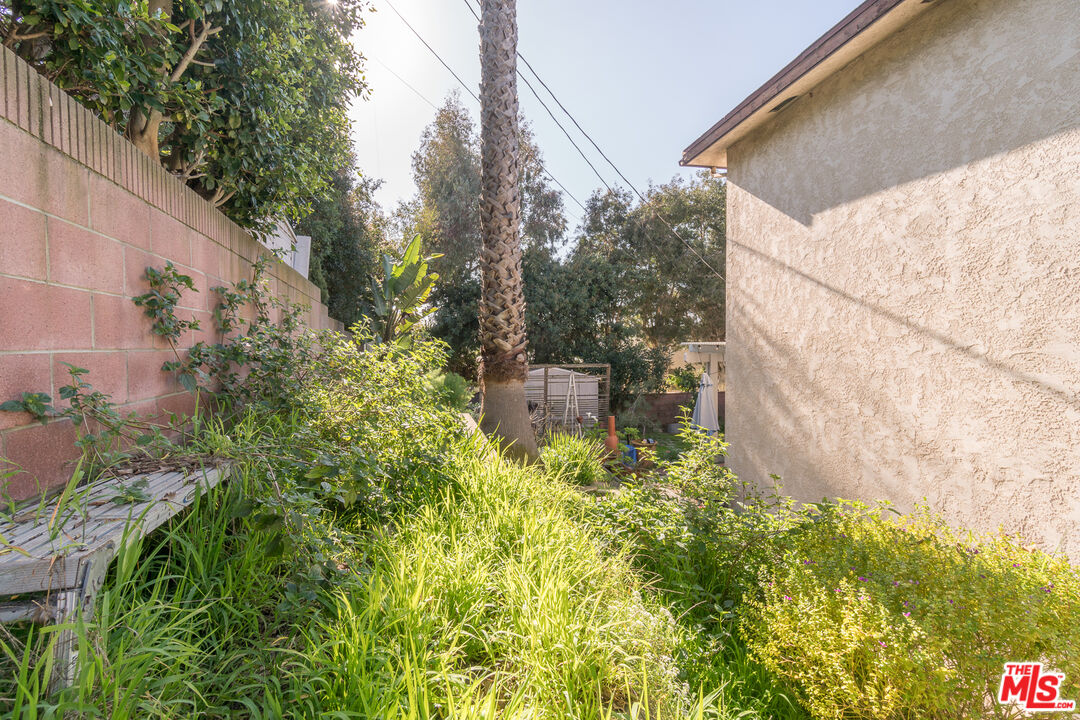 7248 W 88th Pl