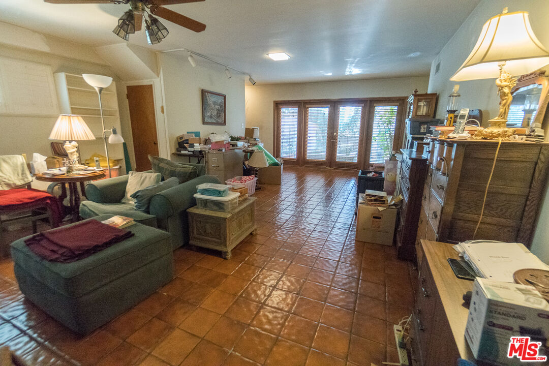 7248 W 88th Pl