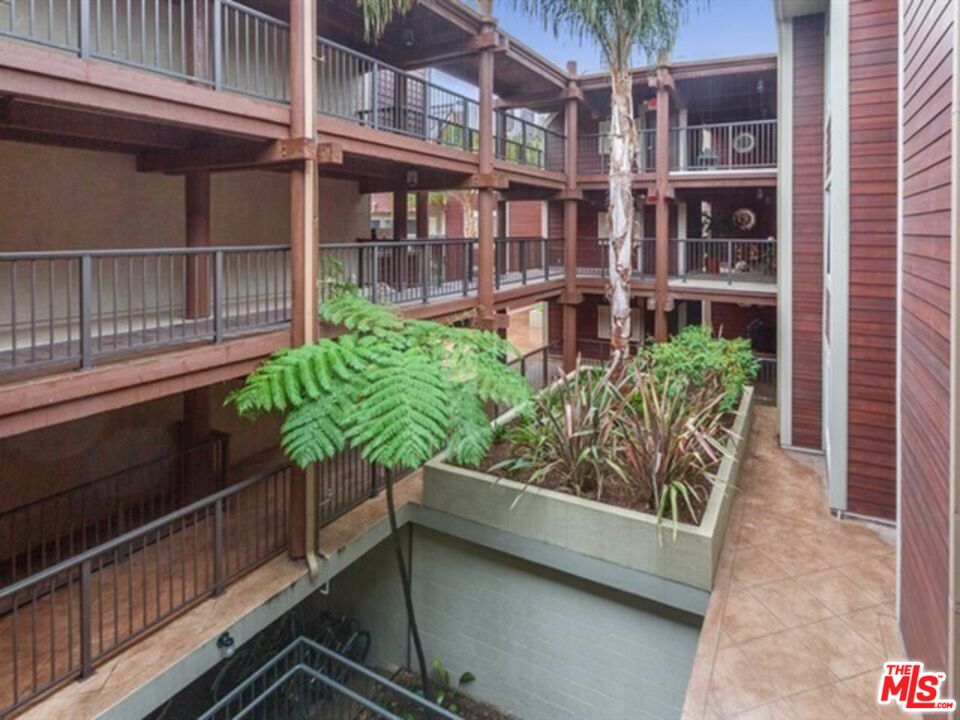 4300 VIA DOLCE Unit: 214