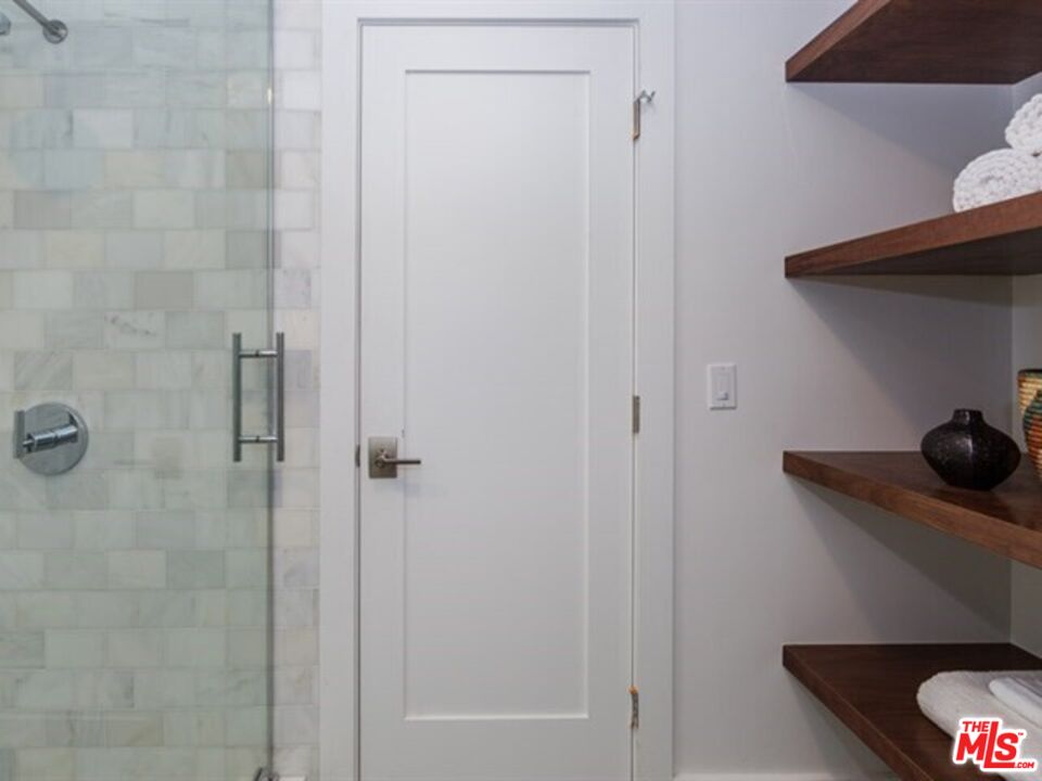 4300 VIA DOLCE Unit: 214