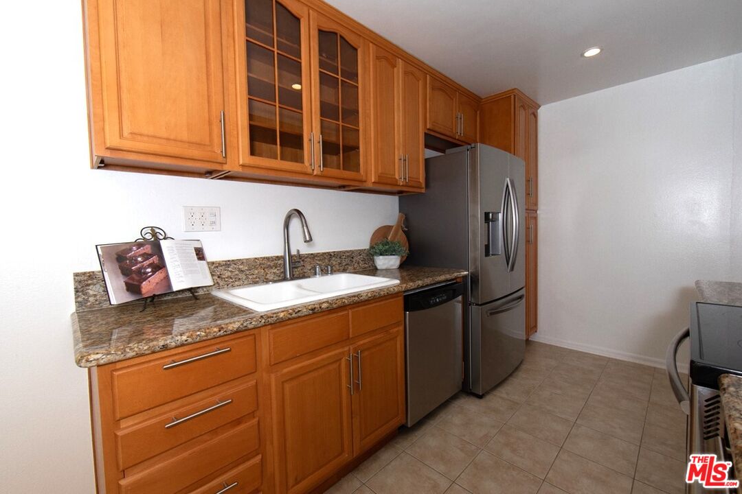 5950 Canterbury Dr Unit: C216