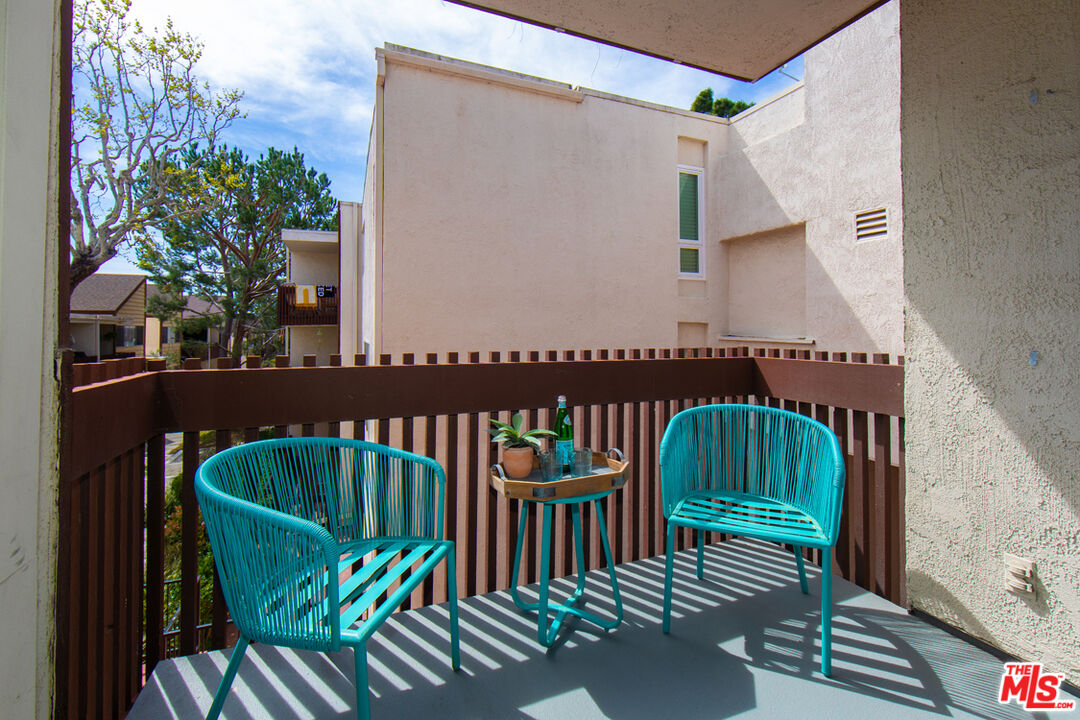 5950 Canterbury Dr Unit: C216