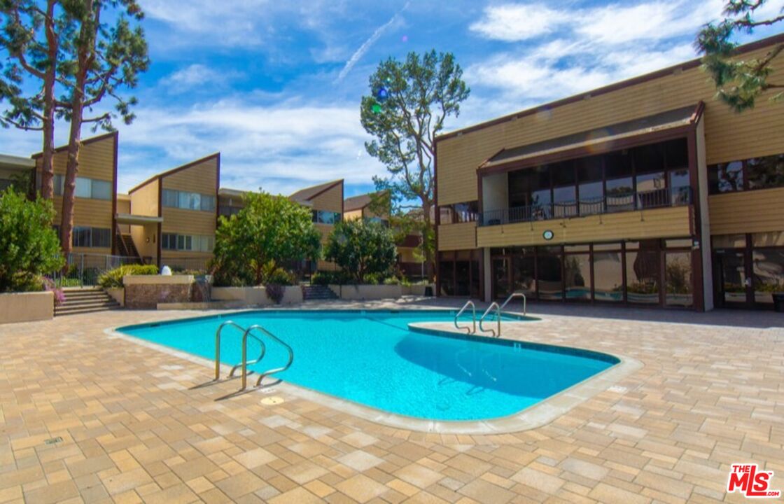 5950 Canterbury Dr Unit: C216