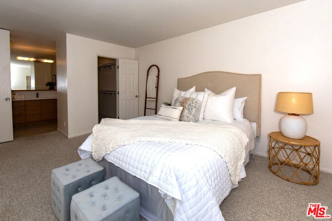 5950 Canterbury Dr Unit: C216