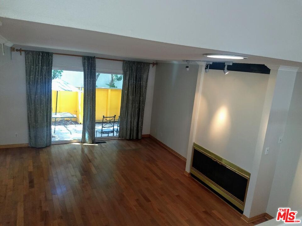13234 Fiji Way Unit: D