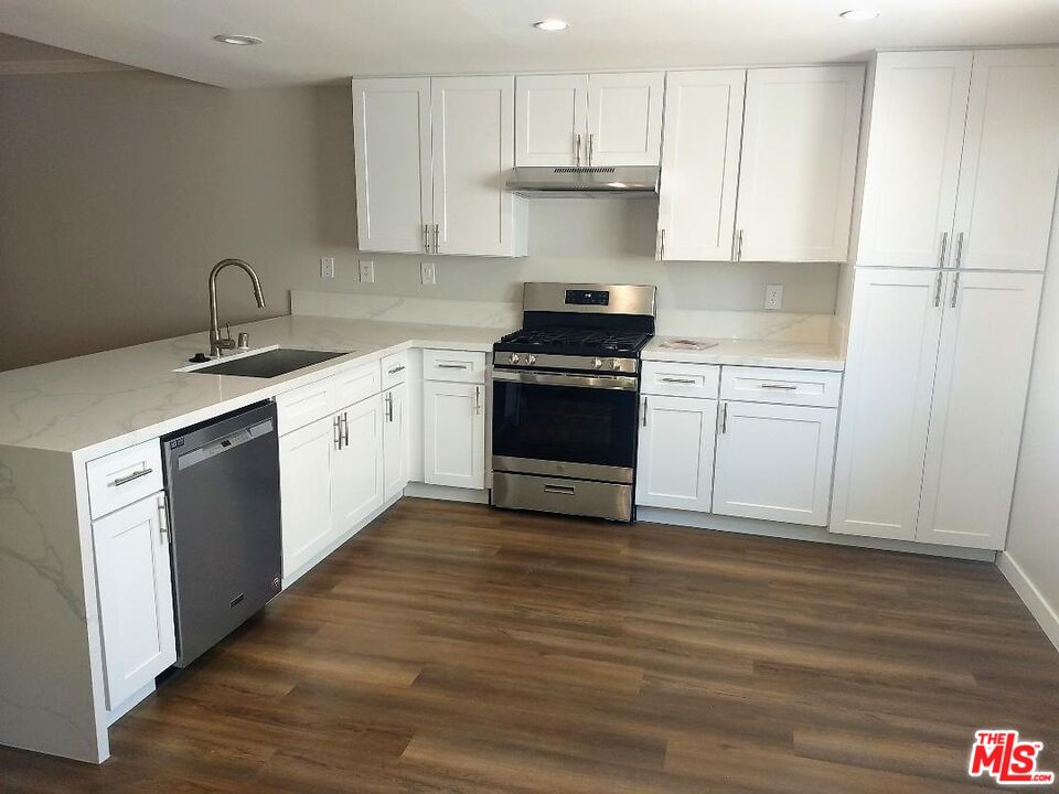 13234 Fiji Way Unit: D