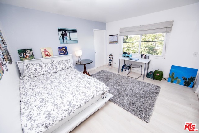 36 ANCHORAGE ST Unit: Penthouse