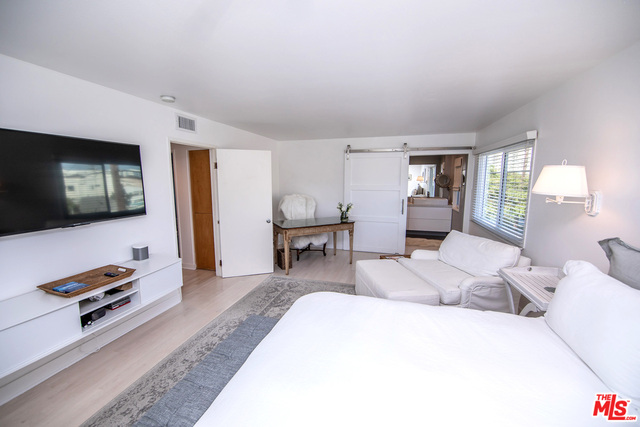 36 ANCHORAGE ST Unit: Penthouse