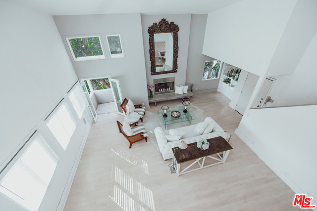 36 ANCHORAGE ST Unit: Penthouse