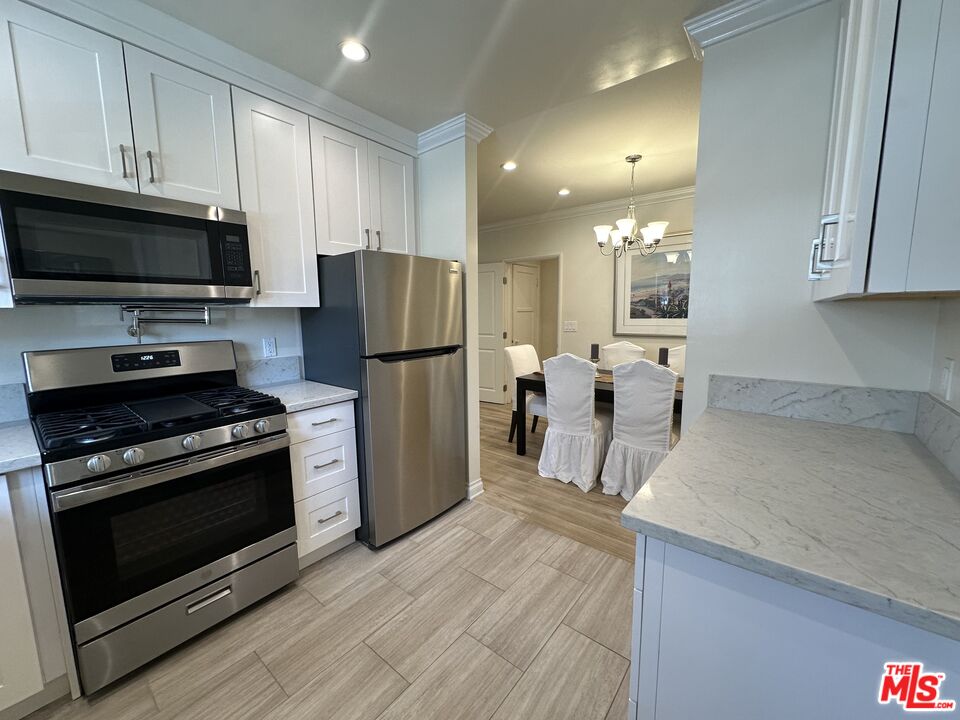 117 N Kings Unit: 119 1/2