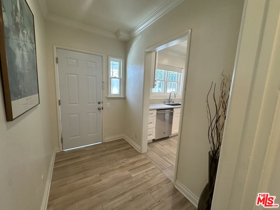 117 N Kings Unit: 119 1/2