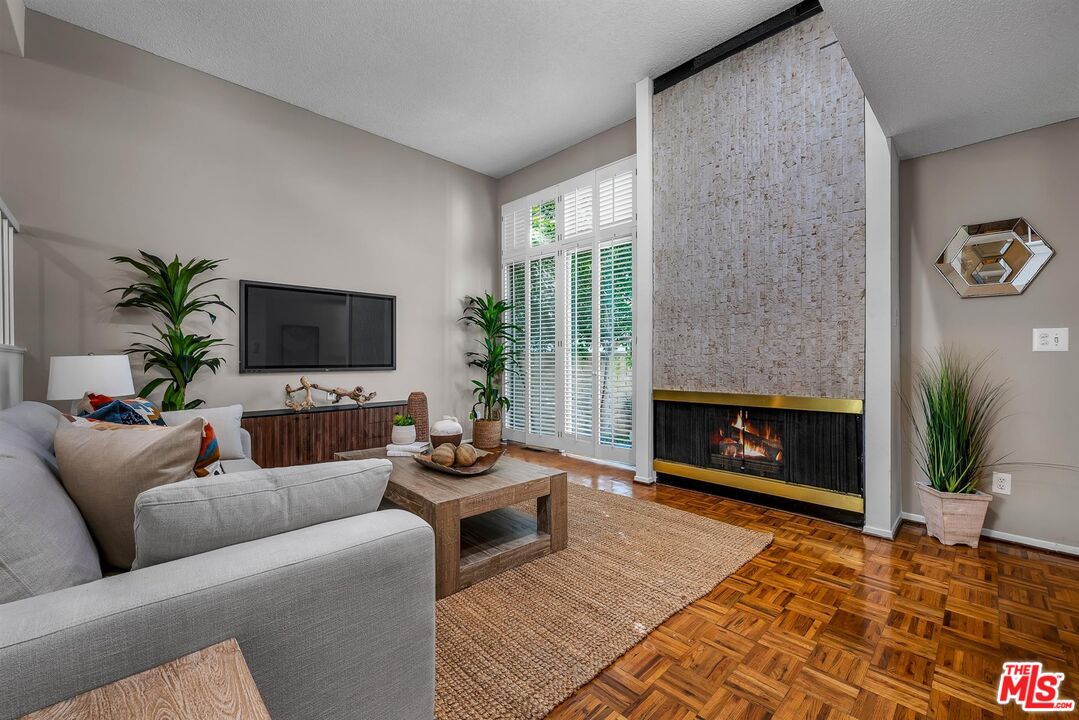 13219 Fiji Way Unit: J