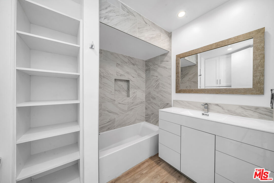 3933 Esplanade Unit: 1