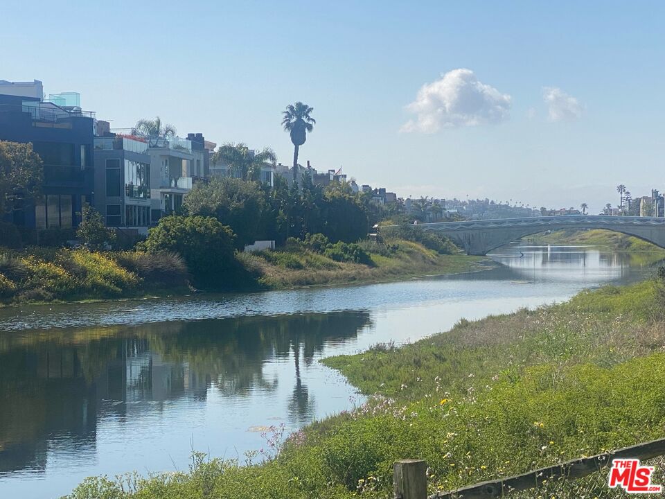 3933 Esplanade Unit: 1