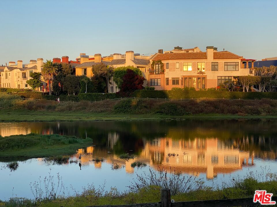 3933 Esplanade Unit: 1