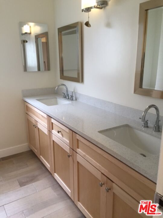 3332 Helms Ave Unit: 1