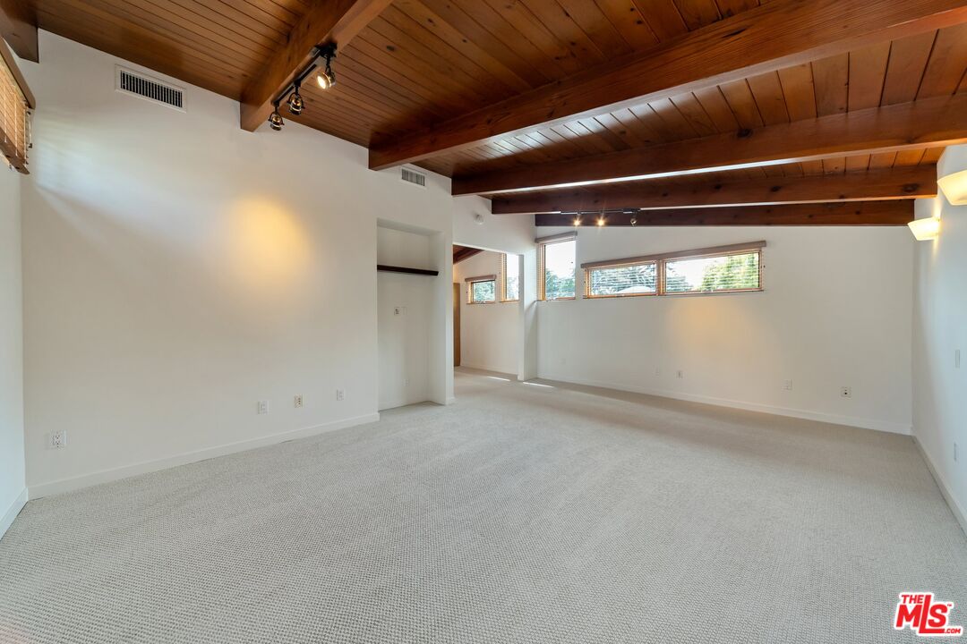 4087 Van Buren Pl